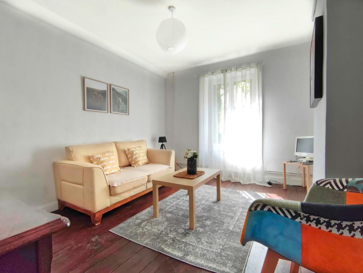 Number 22 - Le Dorat - Apartment 3 With Garden & Free Parking 외부 사진